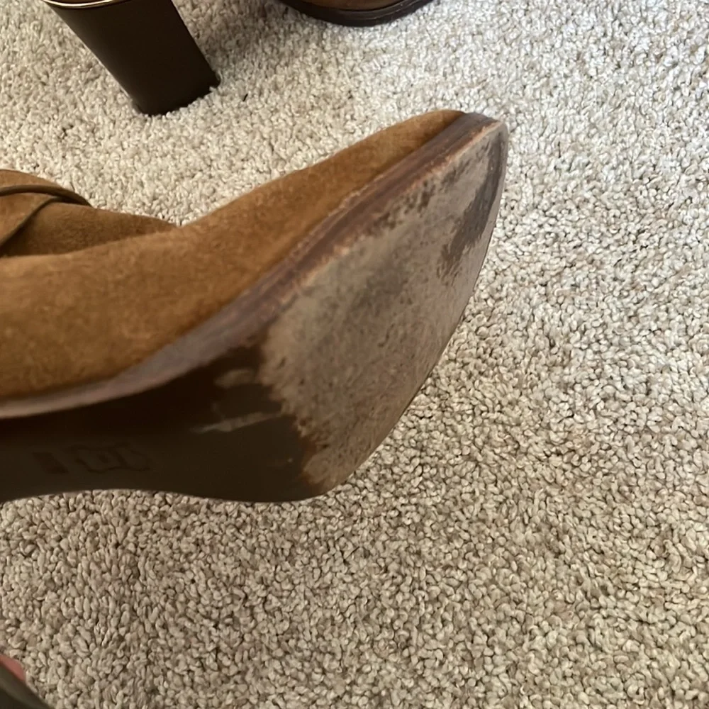 Tory Burch suede brown buckle ankle boots 8.5 great condition